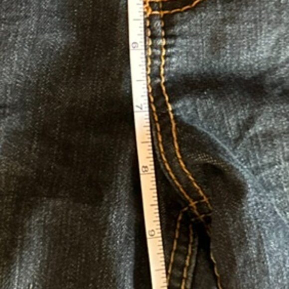 Women's Dereon Jeans Size 13/14 SlimStraight Blue Embossed Pockets - Picture 5 of 7